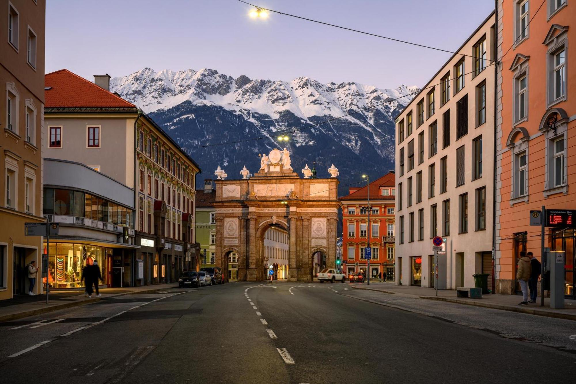 Ferienhaus Schaiter - Ganzes Haus Mit Garten Und Gratis Parkplatz Apartment Innsbruck Bagian luar foto