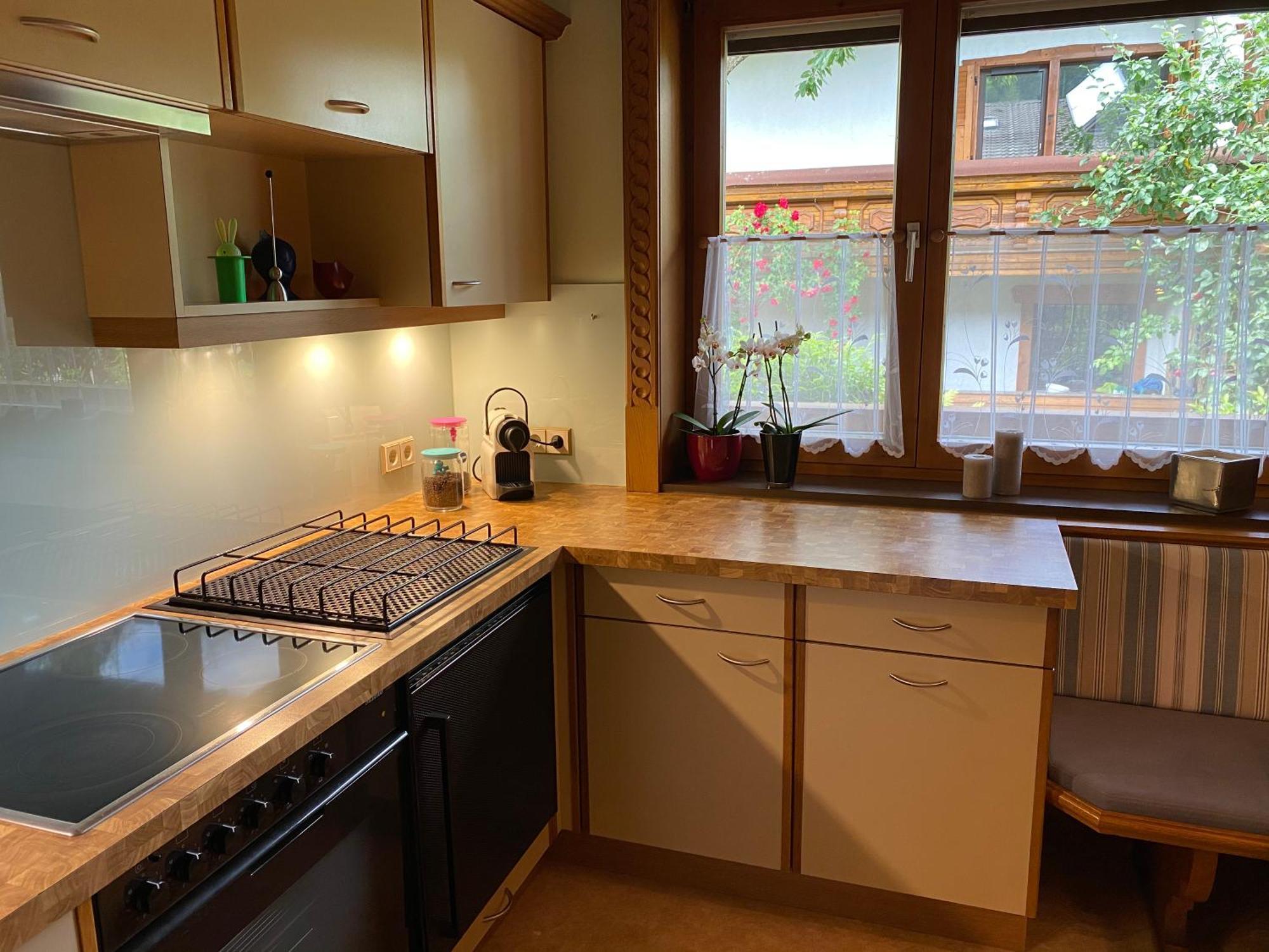 Ferienhaus Schaiter - Ganzes Haus Mit Garten Und Gratis Parkplatz Apartment Innsbruck Bagian luar foto